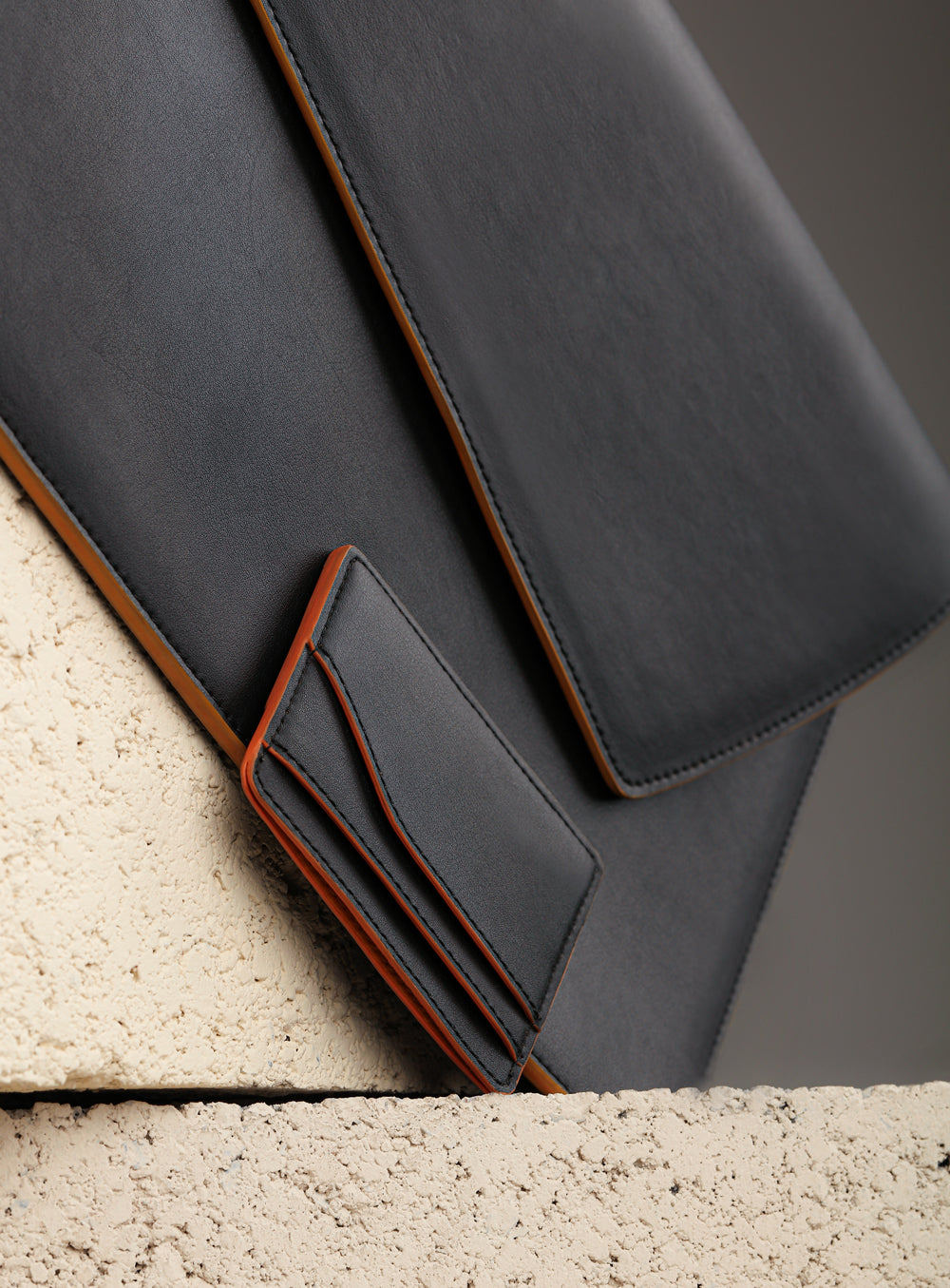 Ascent Black Cardholder